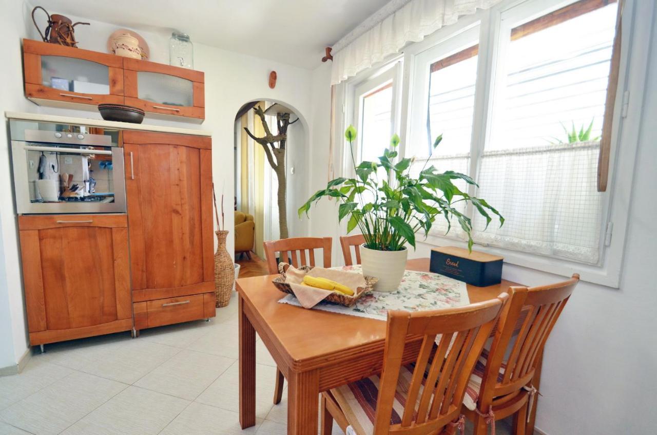 Apartment Oaza Kotor Eksteriør bilde