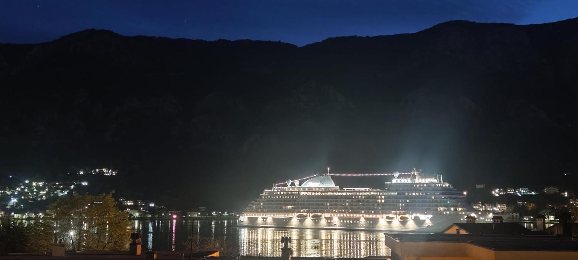 Apartment Oaza Kotor Eksteriør bilde