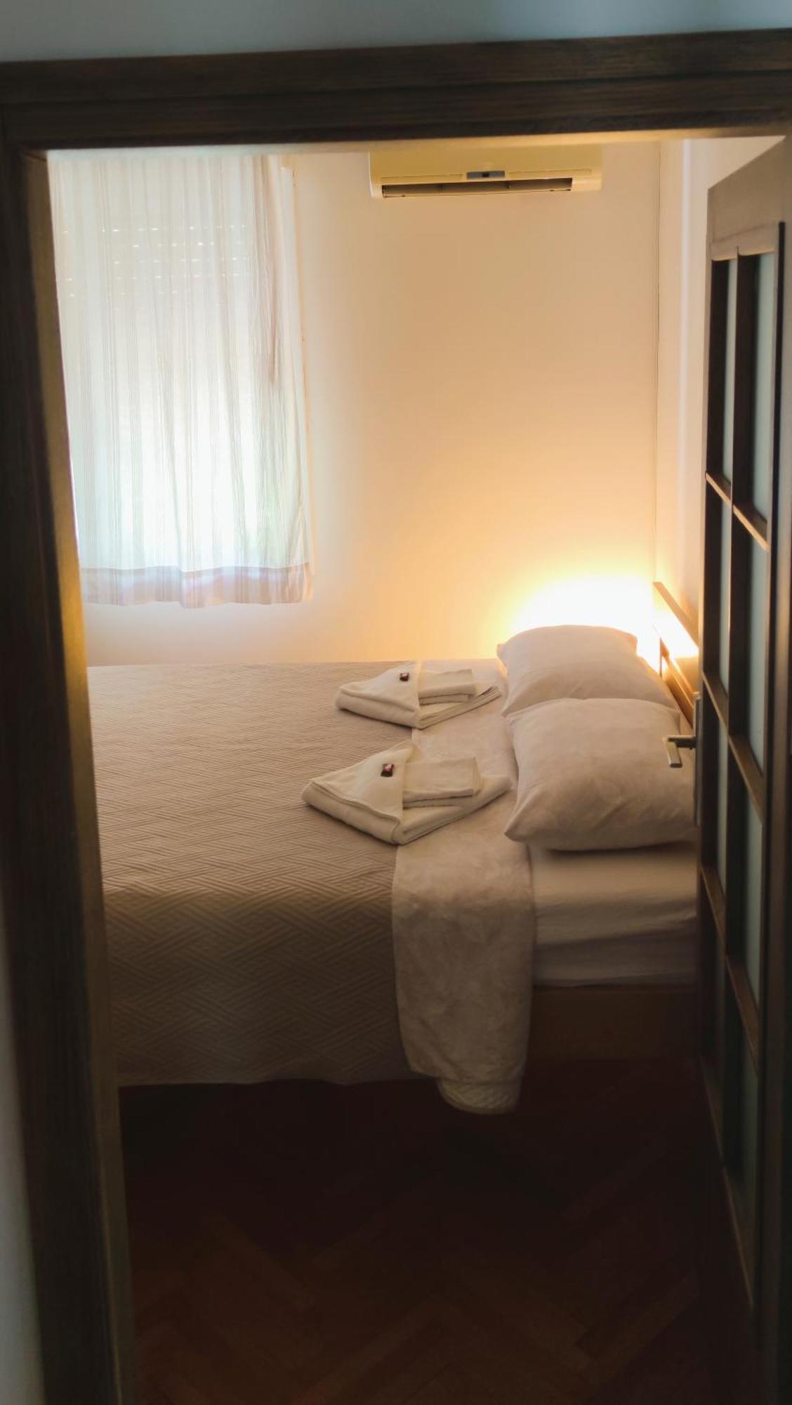 Apartment Oaza Kotor Eksteriør bilde